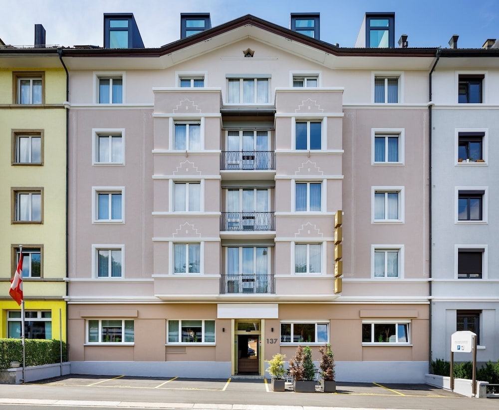 Apartments Swiss Star Office - Zürich image