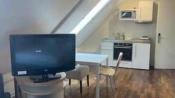 套房 | 私人厨房 | 电热水壶、厨具/餐具