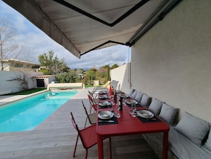 Outdoor dining - Beautiful Villa 5 *, 6-8 people, T5, 4 Bedrooms with private heated pool (Lecci)