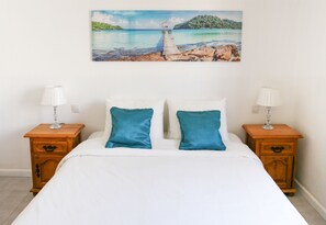 2 bedrooms, iron/ironing board, travel cot, free WiFi