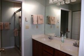 Shower, towels