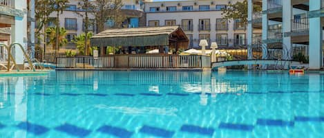 Family Suite Room with Pool Connection | 2 bedrooms, minibar, in-room safe, free WiFi