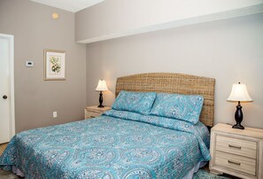 1 bedroom, free WiFi, bed sheets - Bridgewater 1bd 1.5Ba Beautiful Oceanfront View (Pawleys Island)