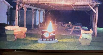 Private cabins with a beautiful view in a quiet rural area.