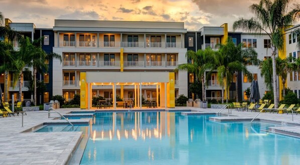 Pool - Resort-Style Apt by Shops*Food*Park 8 Min to Mayo (Jacksonville)