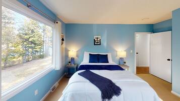 5 Schlafzimmer, Schreibtisch, Bügeleisen/Bügelbrett, kostenloses WLAN