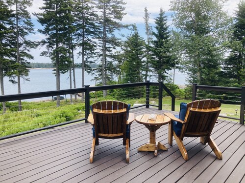 Sparkling and spacious coastal haven with ocean views near Acadia National Park!