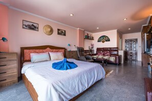 Room - Condopatong" studio flat (Phuket)