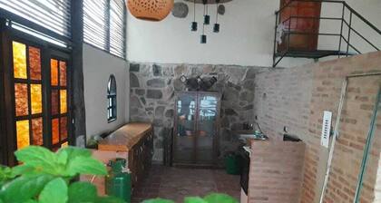 UMPALITA CAVE HOUSE: LITTLE PLACE OF THE GODS