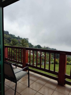 Habitación doble, terraza, vistas a la ciudad | Terraza o patio