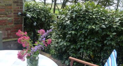 Idyllic rural retreat - Generous ferry discounts available