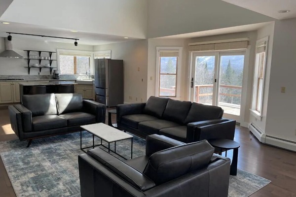 Smart TV, DVD player, books