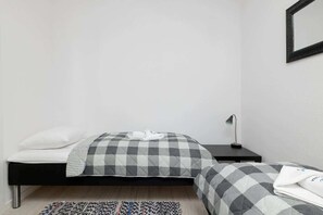 2 chambres, fer et planche à repasser, Wi-Fi, literie fournie