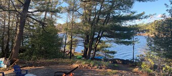 A fishing and swimming dream! 2 Bedroom Island Cottage Retreat on Georgian Bay