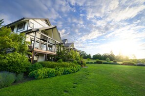 Exterior - The Setting Inn Willamette Valley (Newberg)