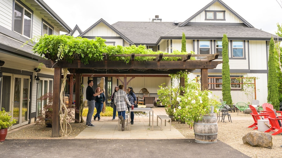 The Setting Inn Willamette Valley