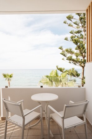 Room - Petradi Beach Lounge Hotel (Rethymno)