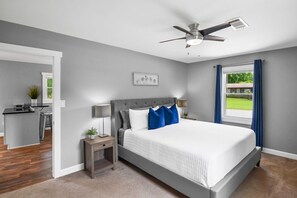 1 chambre, fer et planche à repasser, Wi-Fi gratuit, draps fournis