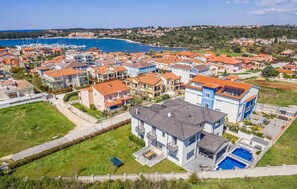 Exterior - Stunning home in Banjole (Banjole)