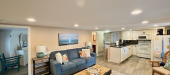 Private Ground-Floor Beach Condo • One Block to Beach • Screened Porch