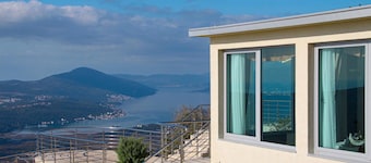 Awesome home in Kotor