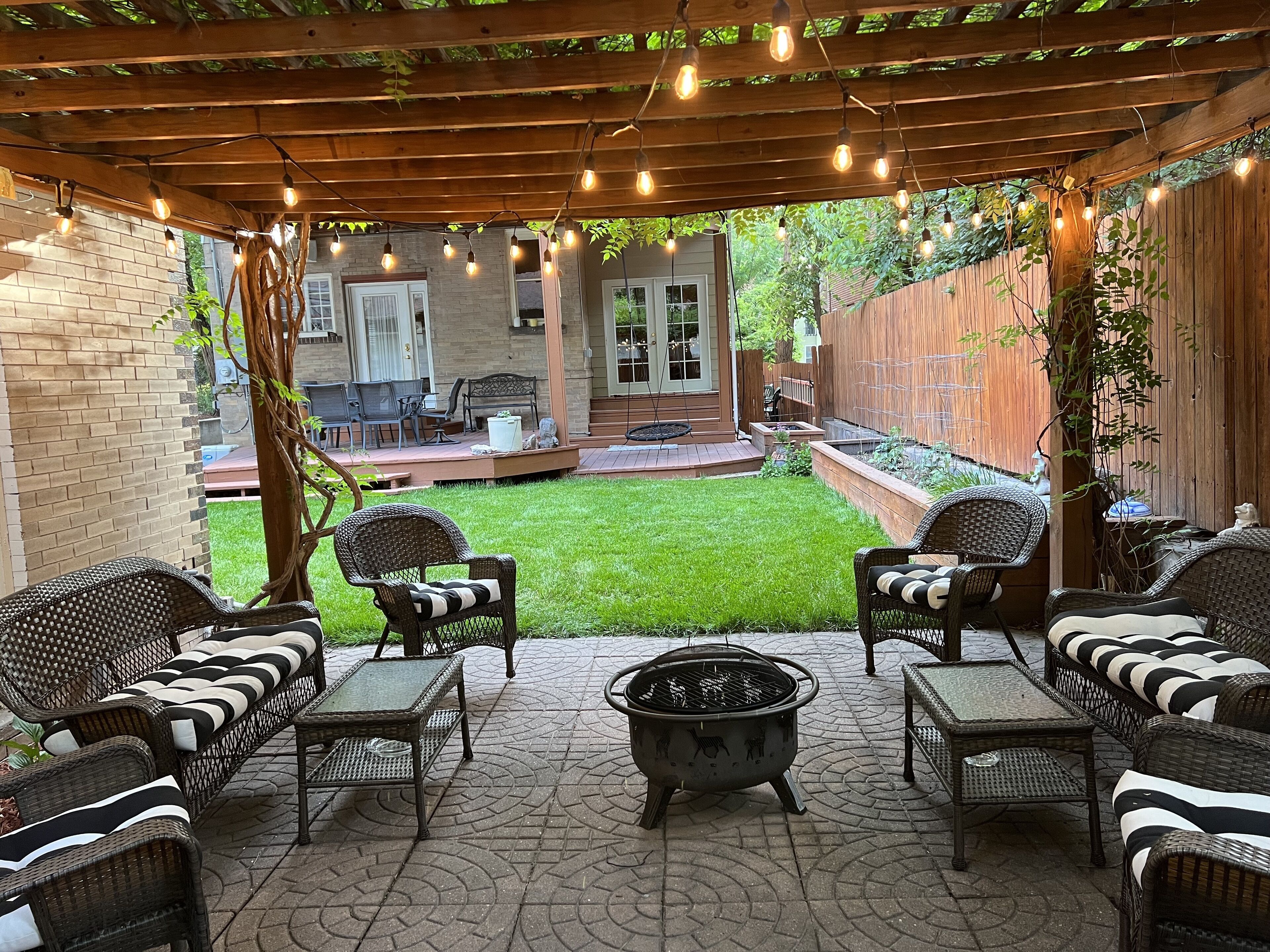 Huge 4 story home - 1 mile from downtown, by Botanic Gardens & Cheesman Park 