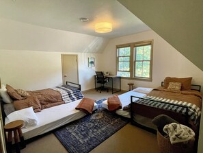 4 habitaciones, escritorio, cuna de viaje y wifi 