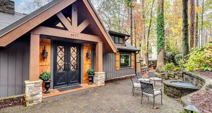 "Last Cove Lodge" A totally reconstructed 1950's fishing cabin. Very unique