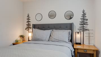 1 slaapkamer, een bureau, wifi