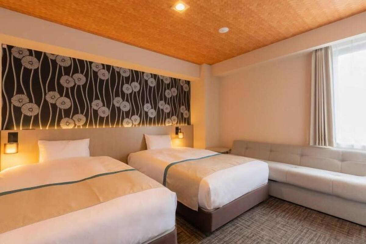 Insonorización, wifi gratis y ropa de cama