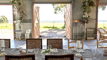 Outdoor dining