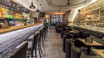 Bar (in der Unterkunft)