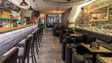 Bar (in der Unterkunft)