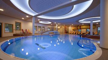 Innenpool, beheizter Pool