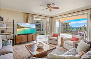 TV, lettore DVD, impianto stereo