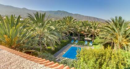 Villa Morera mit Bergblick, Pool, schnellem WLAN, Garten und Terrasse; Parkplatz vorhanden