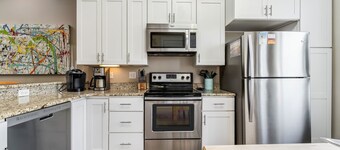 Cape Villa - Luxury Bay View Retreat in Secluded Dunes, Steps from the Beach