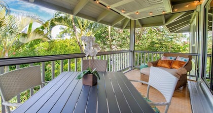 Executive Family 4BR Princeville Home by beaches & the park w/AC, SPA and Bikes