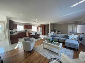 Smart TV, lareira, escritórios