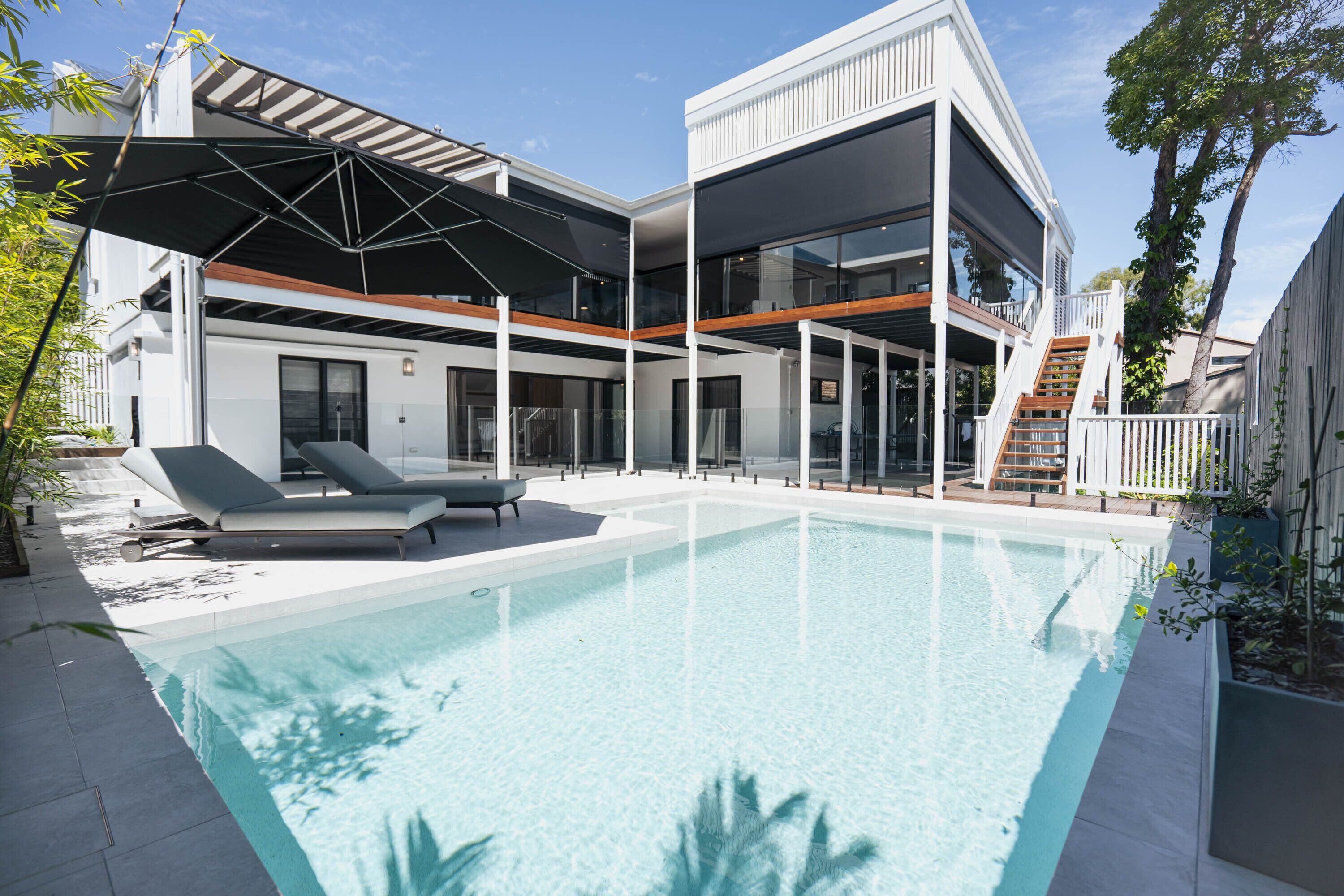 Relaxed Noosa Luxury with River  & Mountain Views