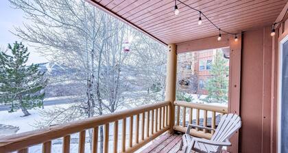 Deer Valley East Ski Condo | 5 Mins to Gondola | Hot Tub | Fireplace | Parking | Free Ski Rentals