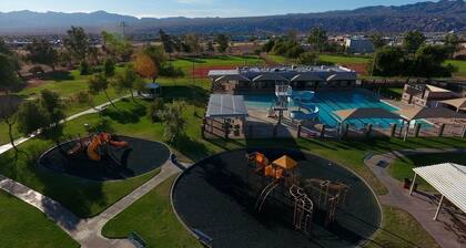 A Beautiful Colorado River Retreat