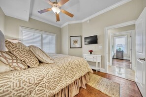 3 Schlafzimmer, Bügeleisen/Bügelbrett, Reisekinderbett, kostenloses WLAN