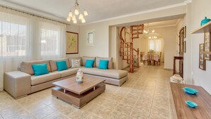 Flat-screen TV - Villa Elisabeth Zakynthos (Zakynthos)