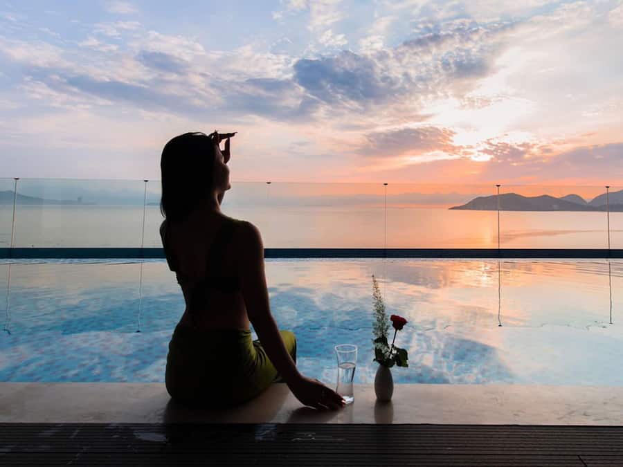 Außenpool, Liegestühle