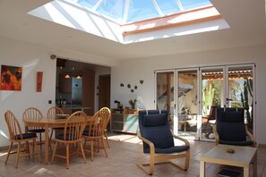 Unclassified image, 5 of 27, button - Casa de las Estrellas (Los Llanos)