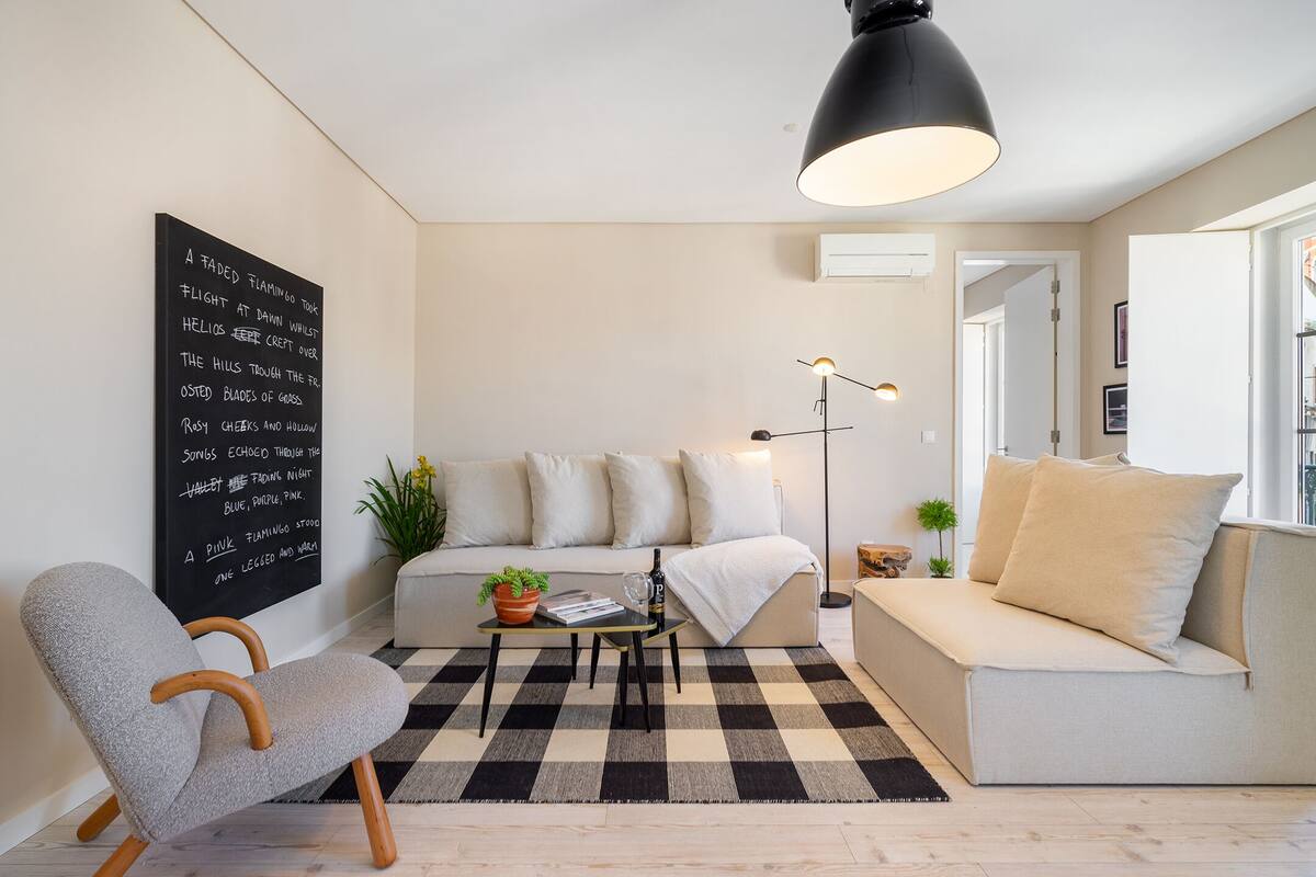 Superior Apartment | Living room