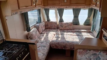 Cabin, 1 King Bed