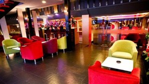 Bar (on property) - Heaven@4 (Bangkok)