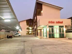 Exterior - Pangviman Residence (Chiang Rai)